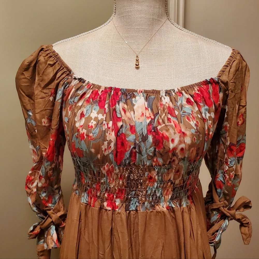 Dress - Picture 2 of 5